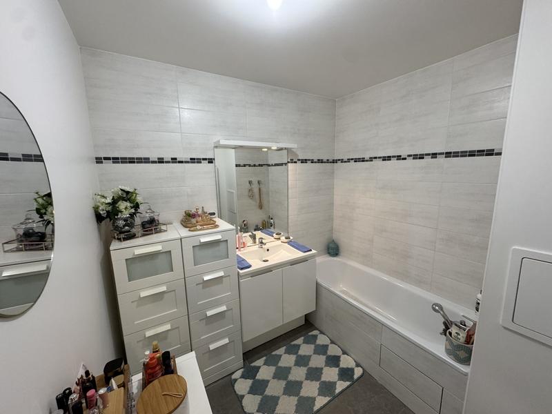 Appartement - 59 m² - 3 pièces