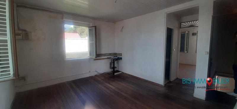 Local commercial - 115 m² - 4 pièces