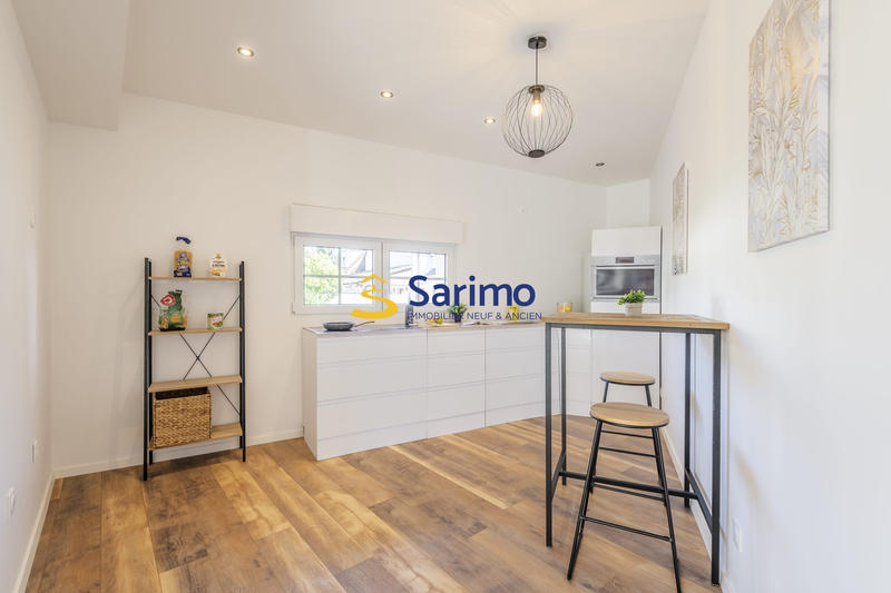 Appartement - 102 m² - 4 pièces