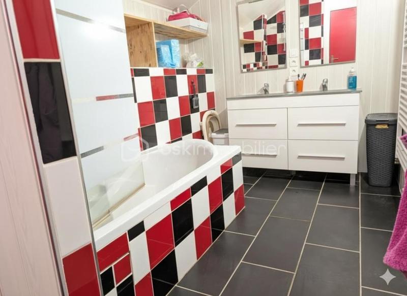 Maison en pierre - 143 m² - 5 pièces