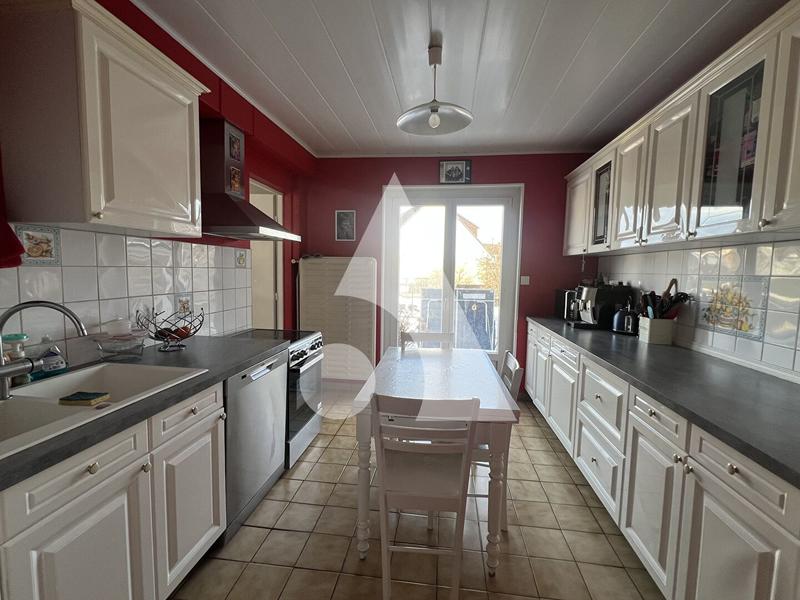 Maison - 102 m² - 5 pièces