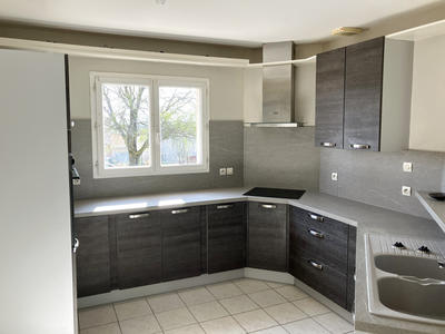 Villa - 104 m² - 5 pièces