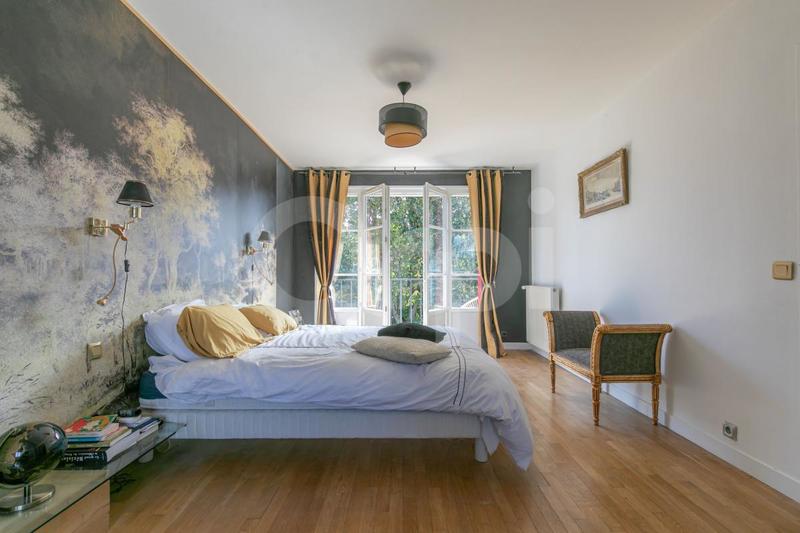 Maison - 183 m² - 7 pièces