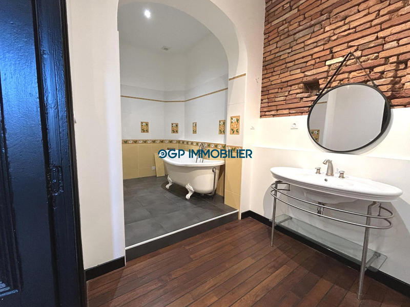 Appartement - 172 m² - 5 pièces