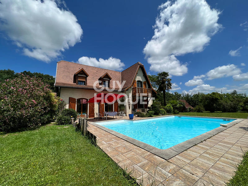 Maison - 139 m² - 5 pièces