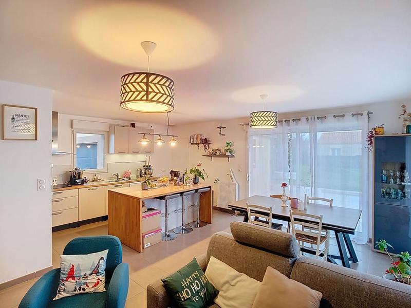 Maison - 80 m² - 4 pièces