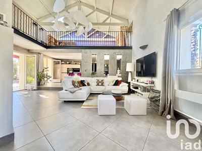 Maison - 161 m² - 6 pièces