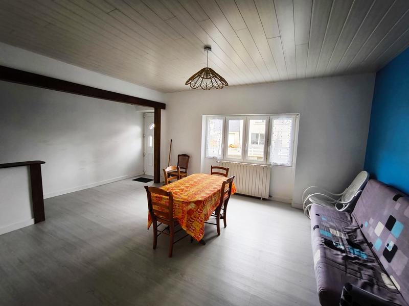 Maison - 164 m² - 9 pièces