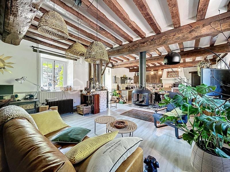 Demeure - 140 m² - 5 pièces