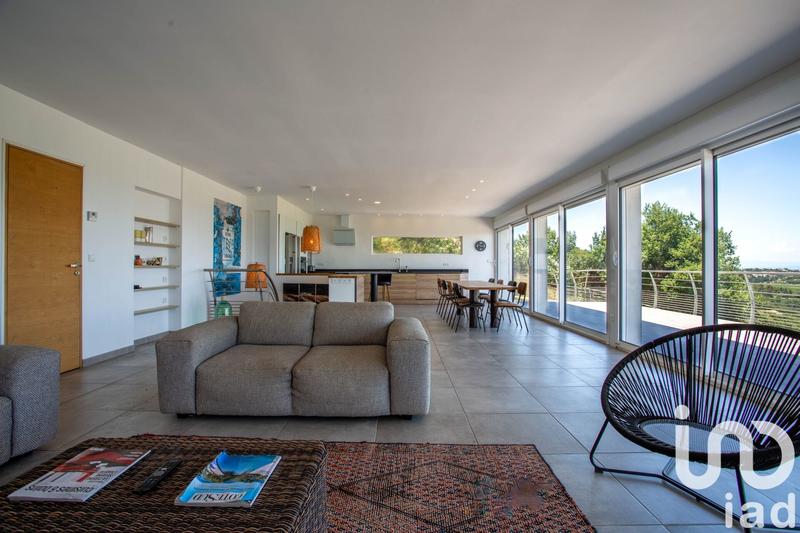 Maison de maîtres - 196 m² - 6 pièces