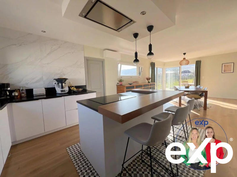 Maison - 160 m² - 6 pièces