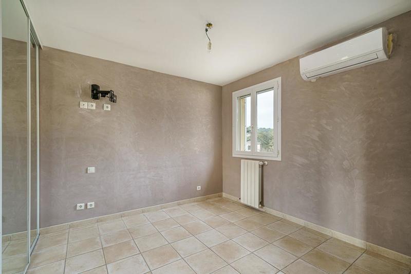 Maison - 200 m² - 6 pièces