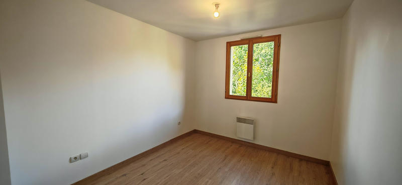 Appartement - 85 m² - 5 pièces