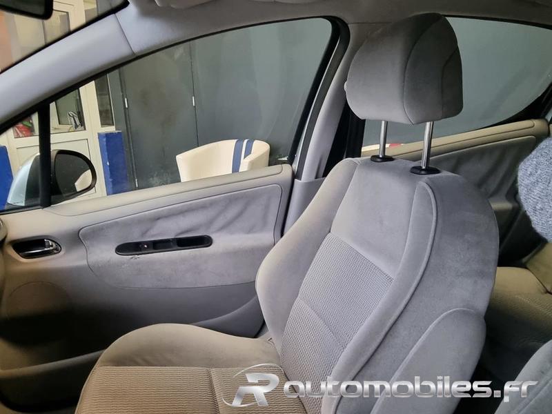 Peugeot 207 1.4 I 90 Executive Pack