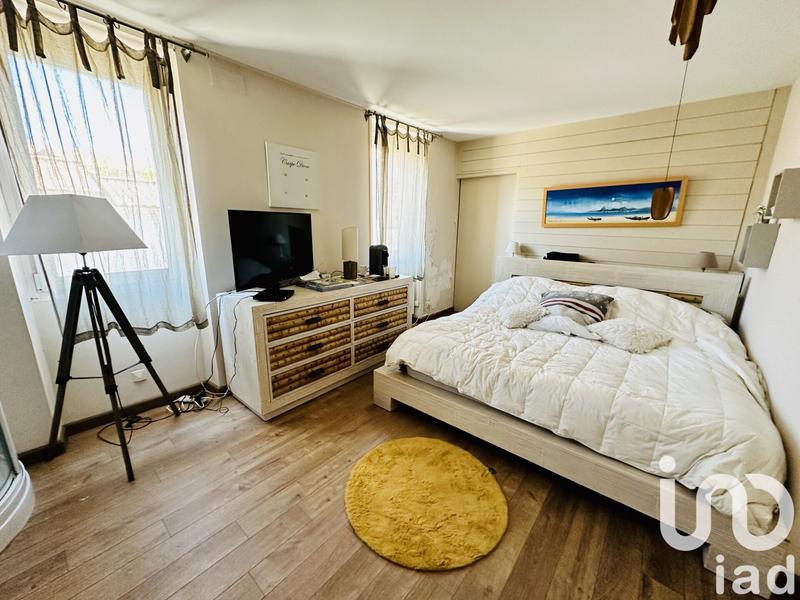 Maison - 262 m² - 7 pièces