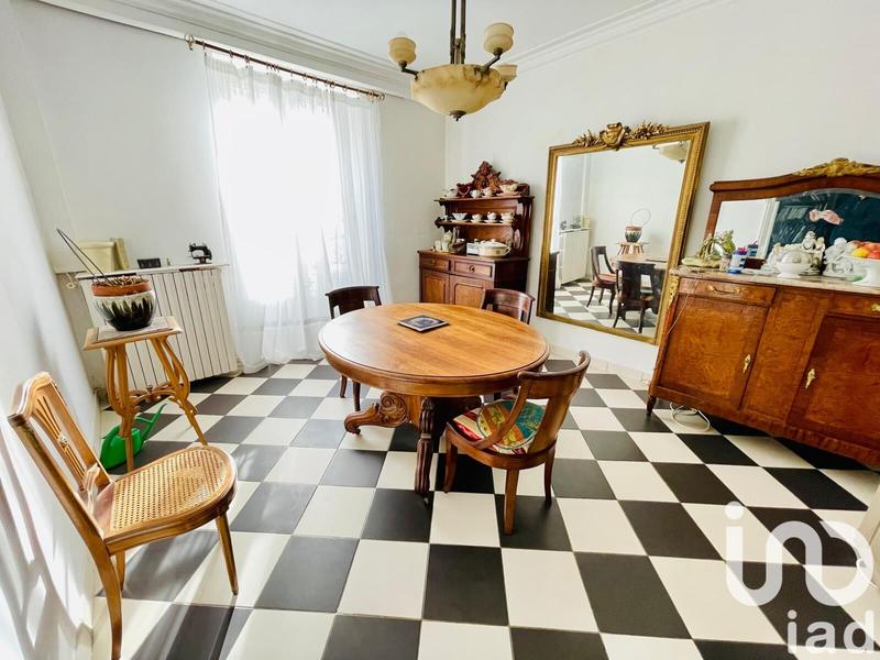 Maison de ville - 179 m² - 7 pièces