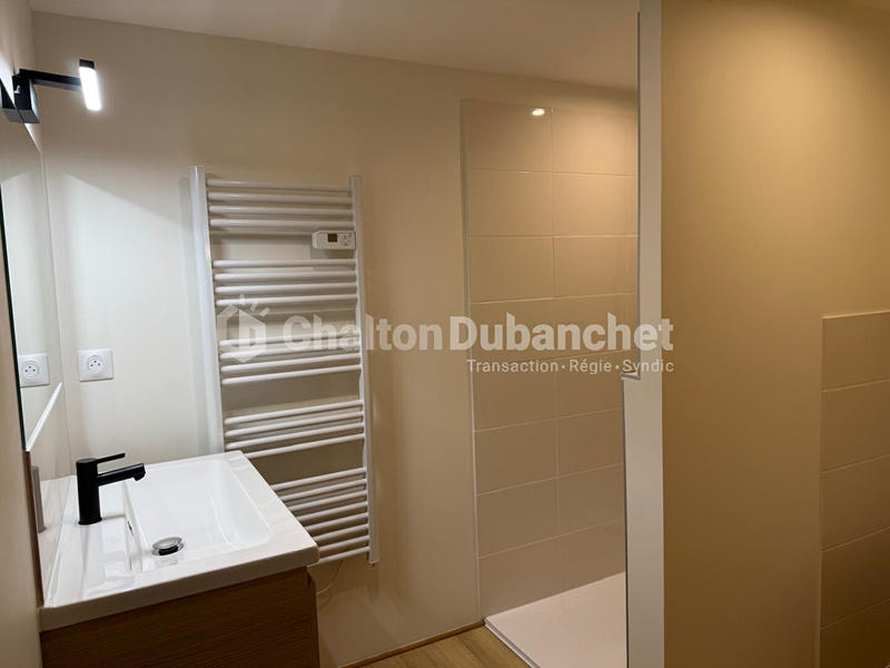 Maison - 227 m² - 5 pièces