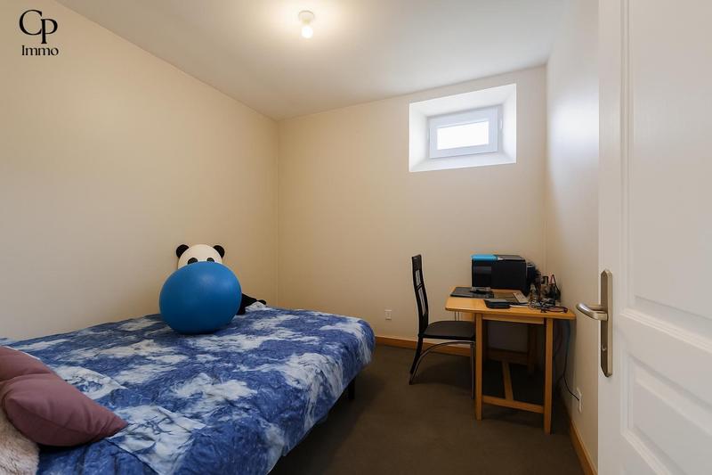 Maison ancienne - 211 m² - 6 pièces