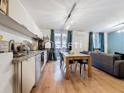 Appartement - 65 m² - 3 pièces