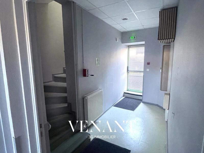 Maison - 260 m² - 9 pièces