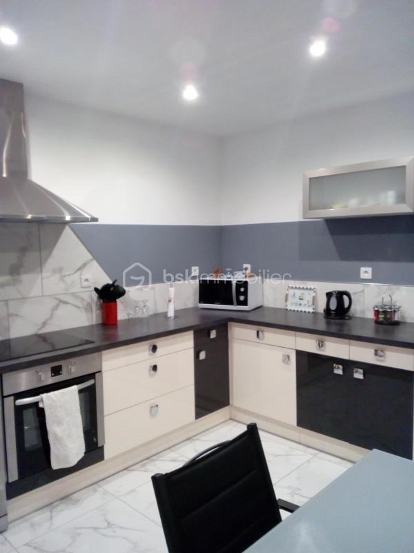 Maison - 283 m² - 8 pièces