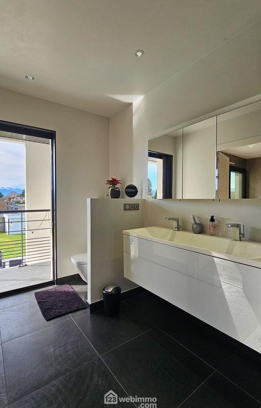 Villa - 165 m² - 8 pièces