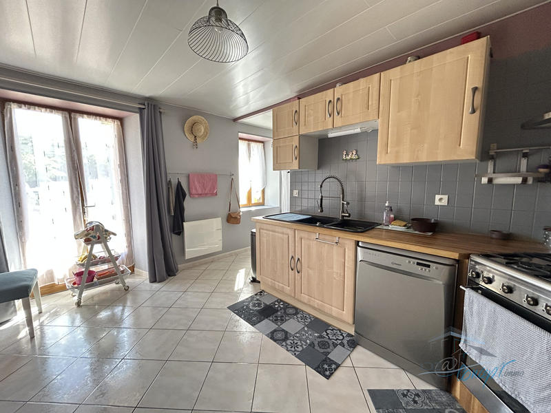 Maison ancienne - 143 m² - 6 pièces