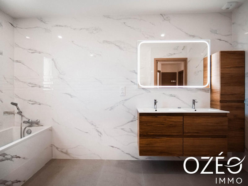 Maison contemporaine - 128 m² - 5 pièces