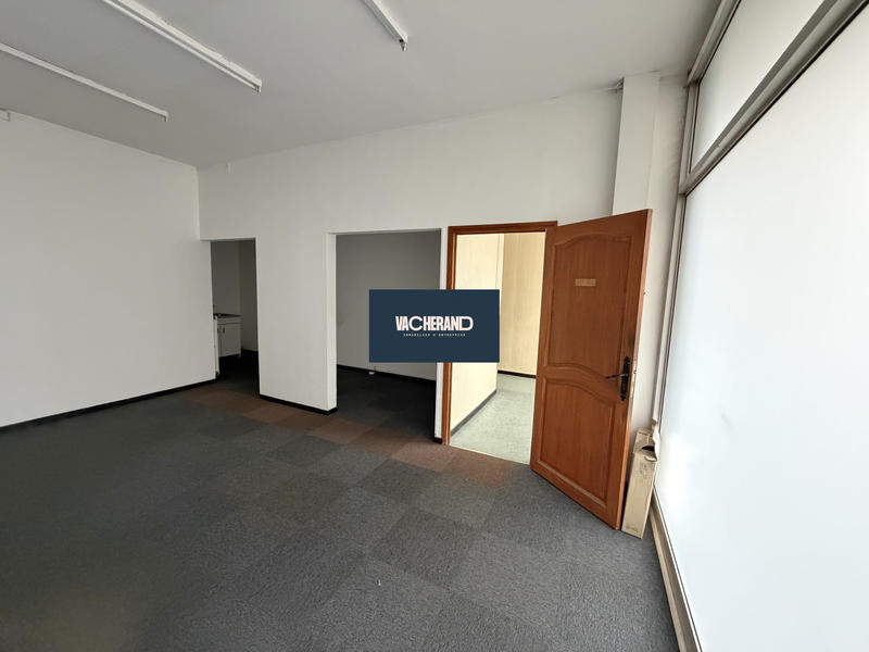 Local d'activités - 50 m²