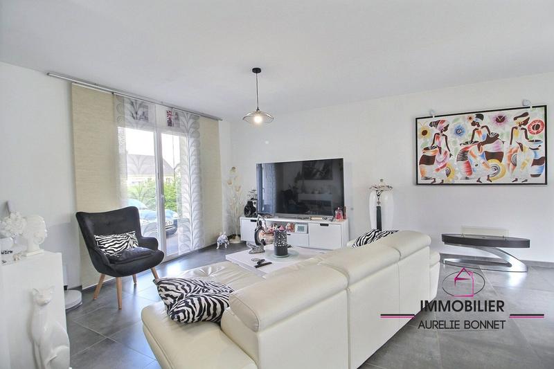 Maison contemporaine - 117 m² - 6 pièces