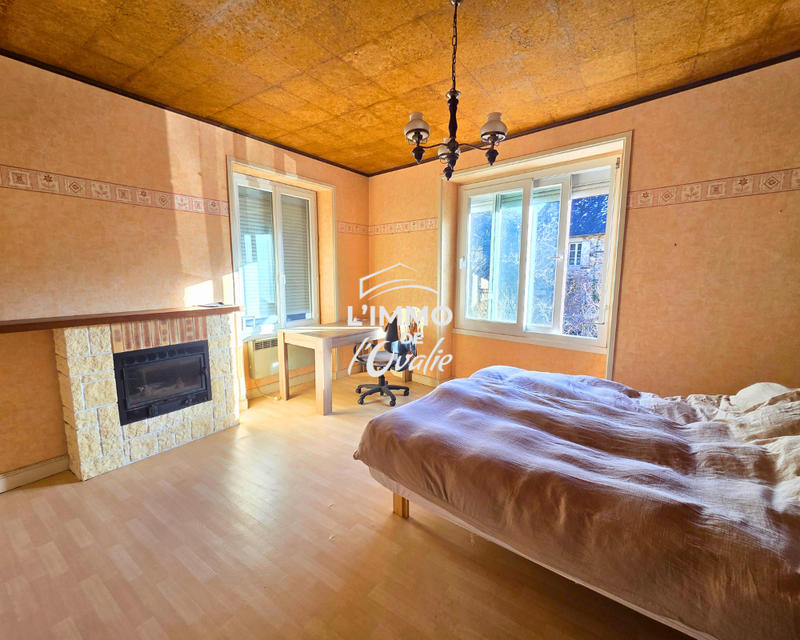 Maison - 105 m² - 7 pièces