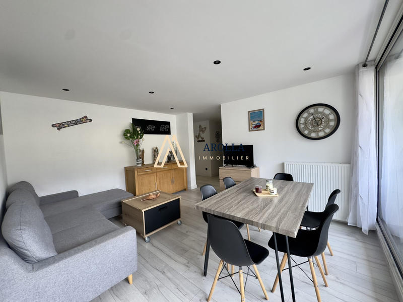 Appartement - 81 m² - 4 pièces