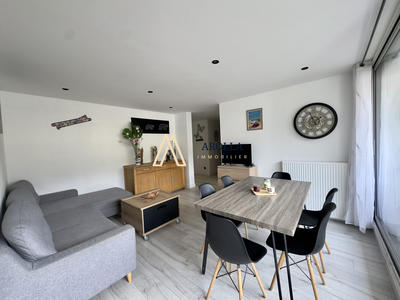 Appartement - 81 m² - 4 pièces