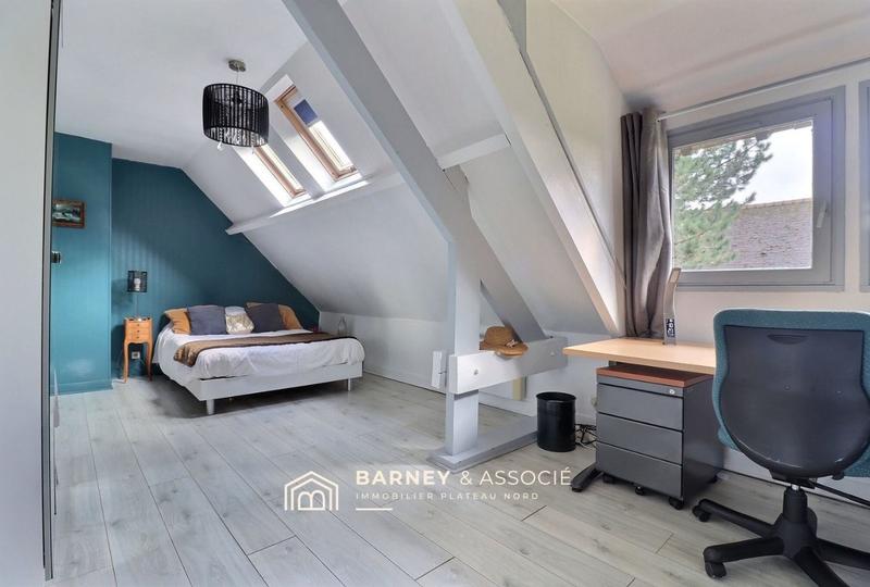 Maison - 162 m² - 6 pièces