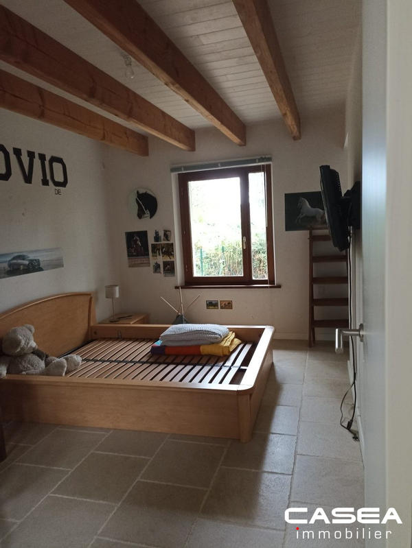 Maison - 102 m² - 4 pièces