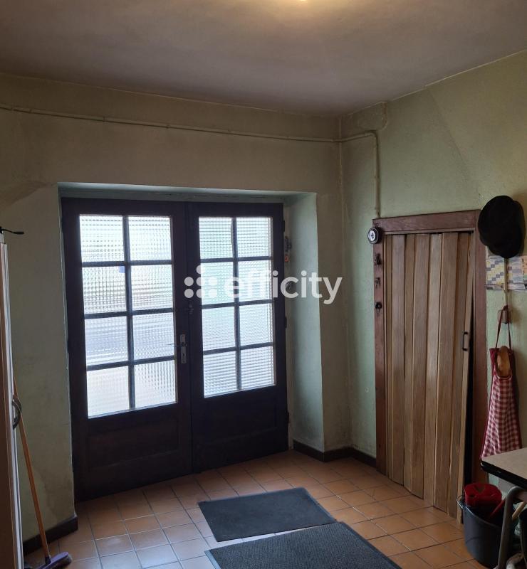 Maison - 215 m² - 9 pièces