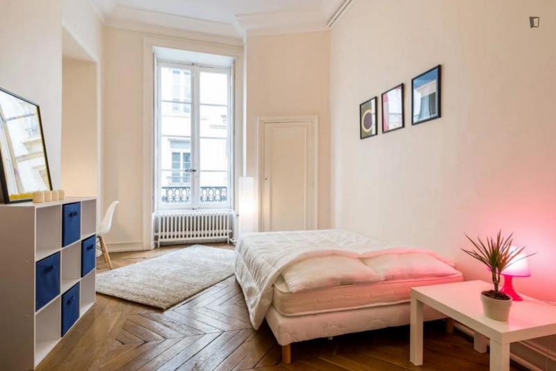 Chambre - 18 m² - 6 pièces