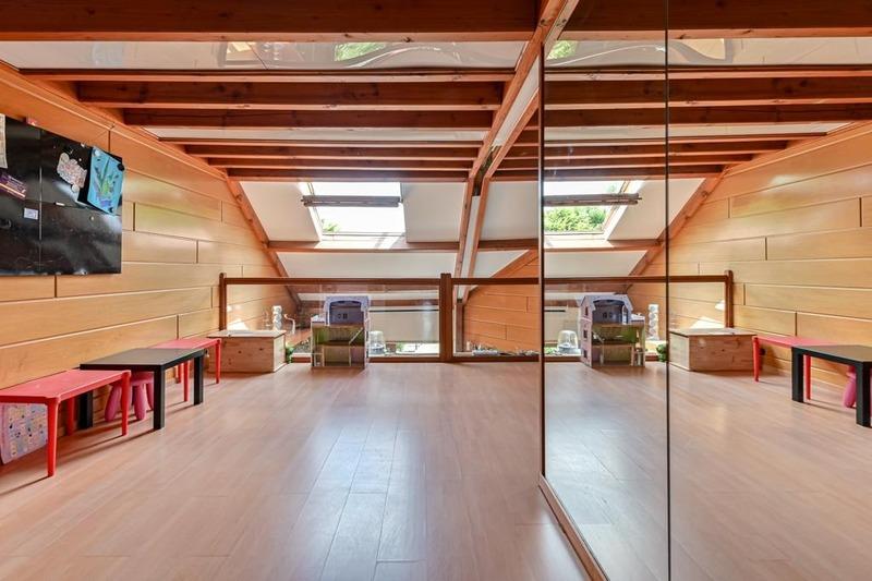 Maison - 220 m² - 9 pièces