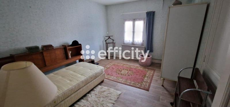 Maison de ville - 180 m² - 7 pièces