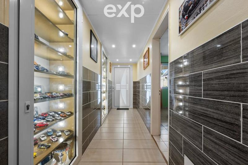 Villa - 197 m² - 6 pièces