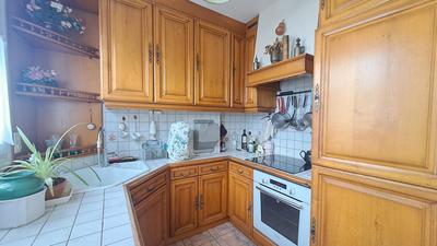 Appartement - 94 m² - 5 pièces