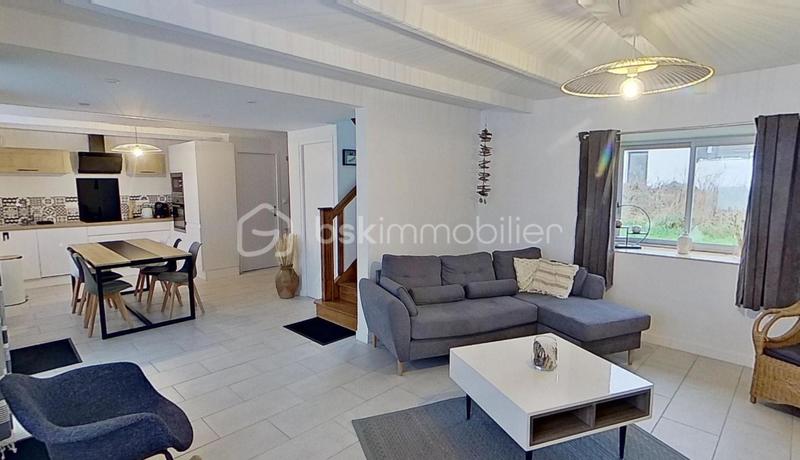 Maison traditionnelle - 79 m² - 4 pièces