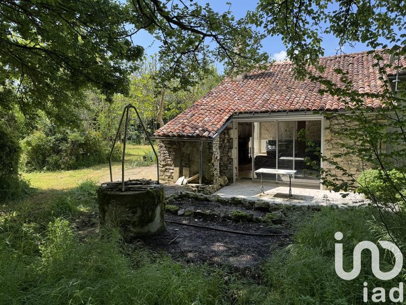 Maison - 222 m² - 8 pièces