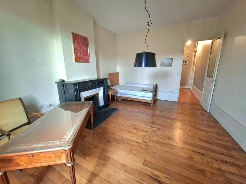 Appartement - 84 m² - 3 pièces