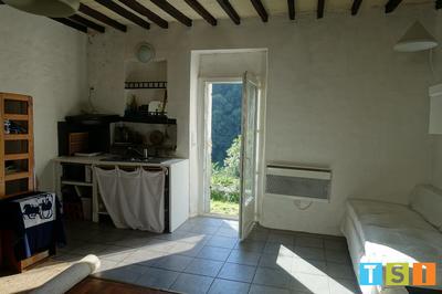 Maison - 80 m² - 3 pièces