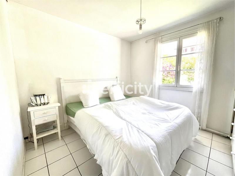 Maison - 140 m² - 7 pièces