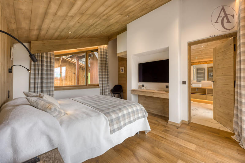 Châlet - 316 m² - 10 pièces