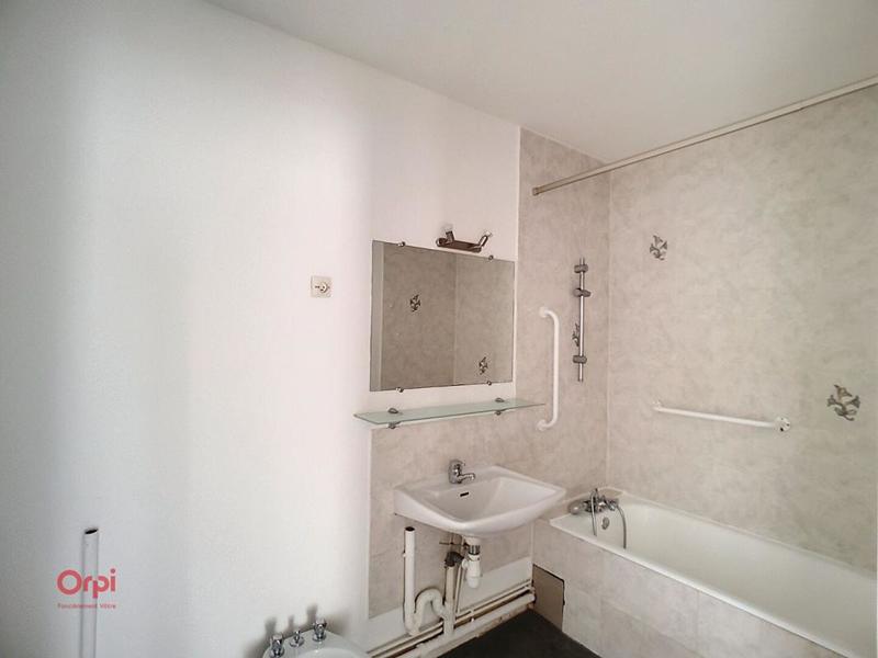 Appartement - 81 m² - 3 pièces