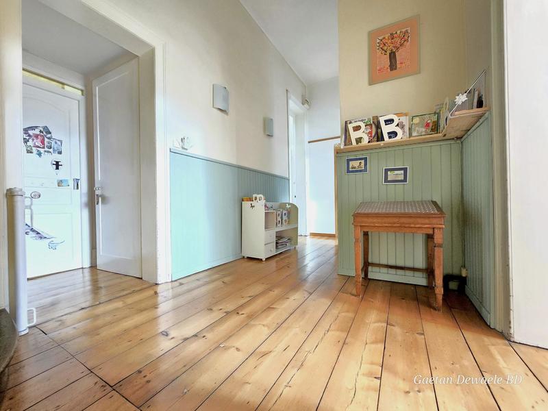 Maison de maîtres - 360 m² - 9 pièces