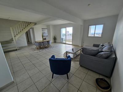 Duplex - 151 m² - 5 pièces